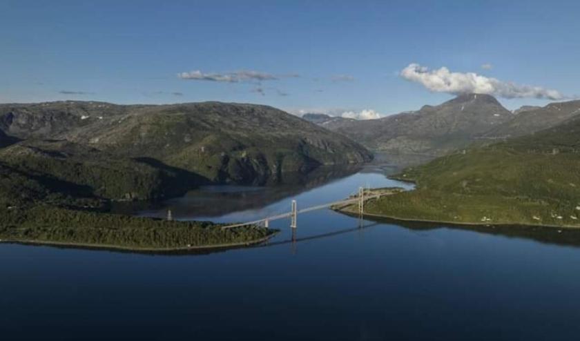 Koselig Leilighet I Narvik Sentrum 5 Soveplasser Gratis Parkering Og Gratis Internett Buitenkant foto