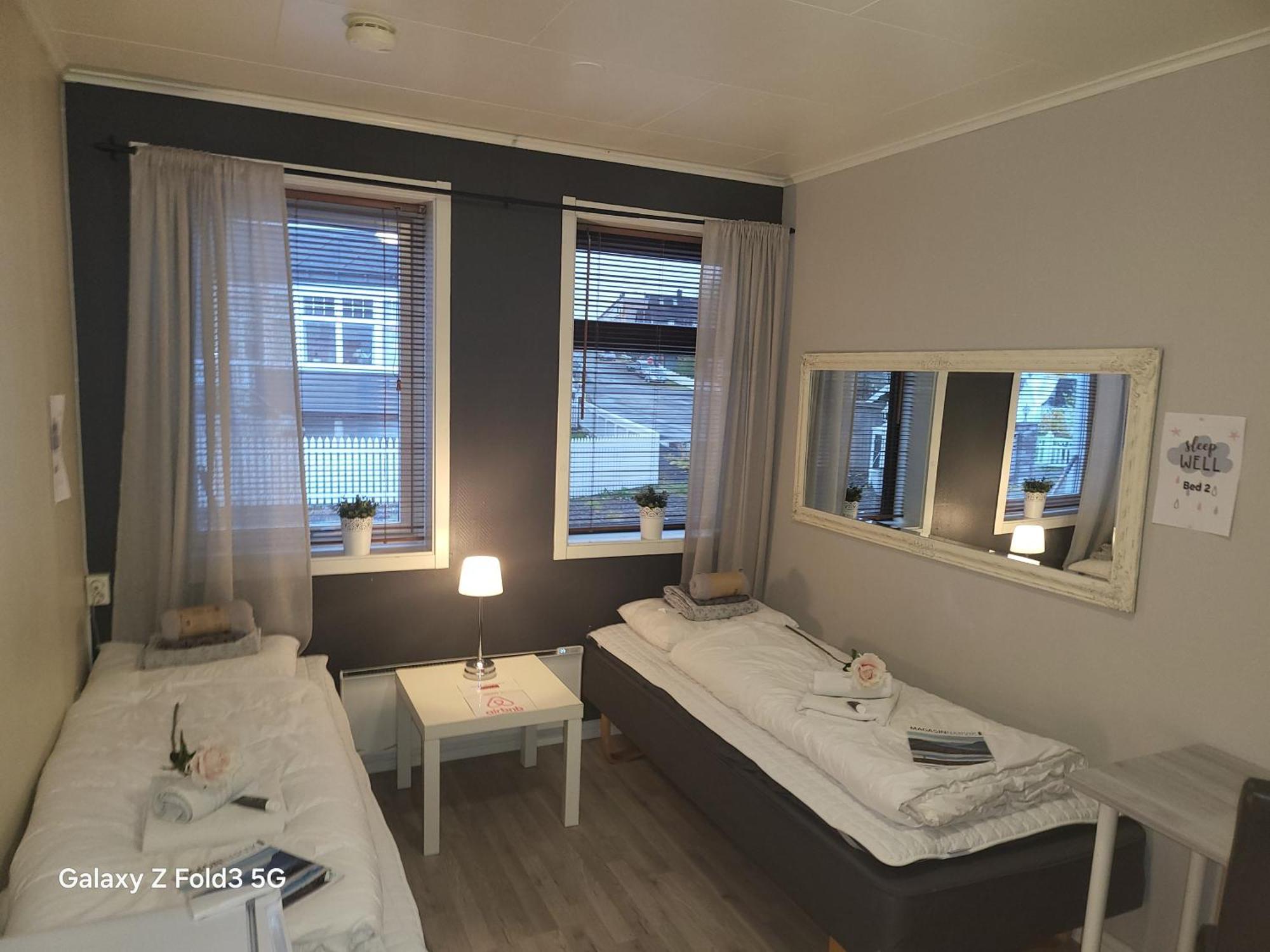 Koselig Leilighet I Narvik Sentrum 5 Soveplasser Gratis Parkering Og Gratis Internett Buitenkant foto